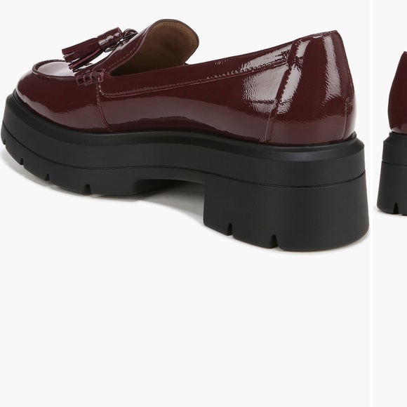 Naturalizer Women's Burgundy Loafers with Tassels NWOT - Picture 2 of 12
